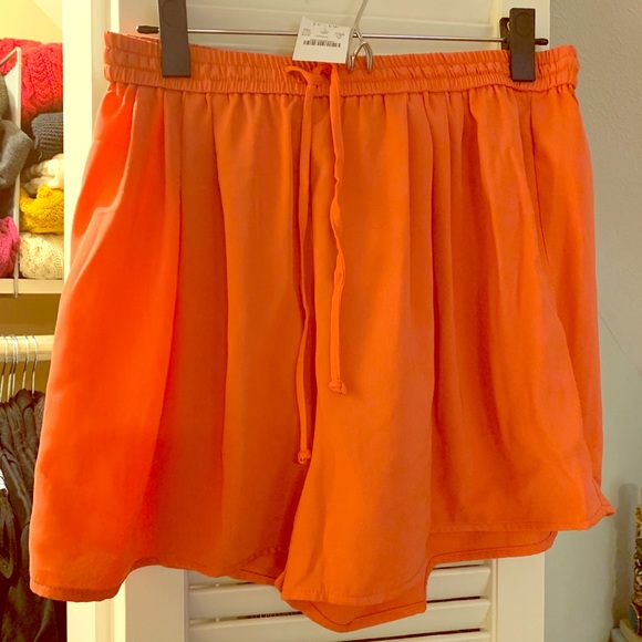 J. Crew Factory Pants - NWT | J. crew shorts coral M